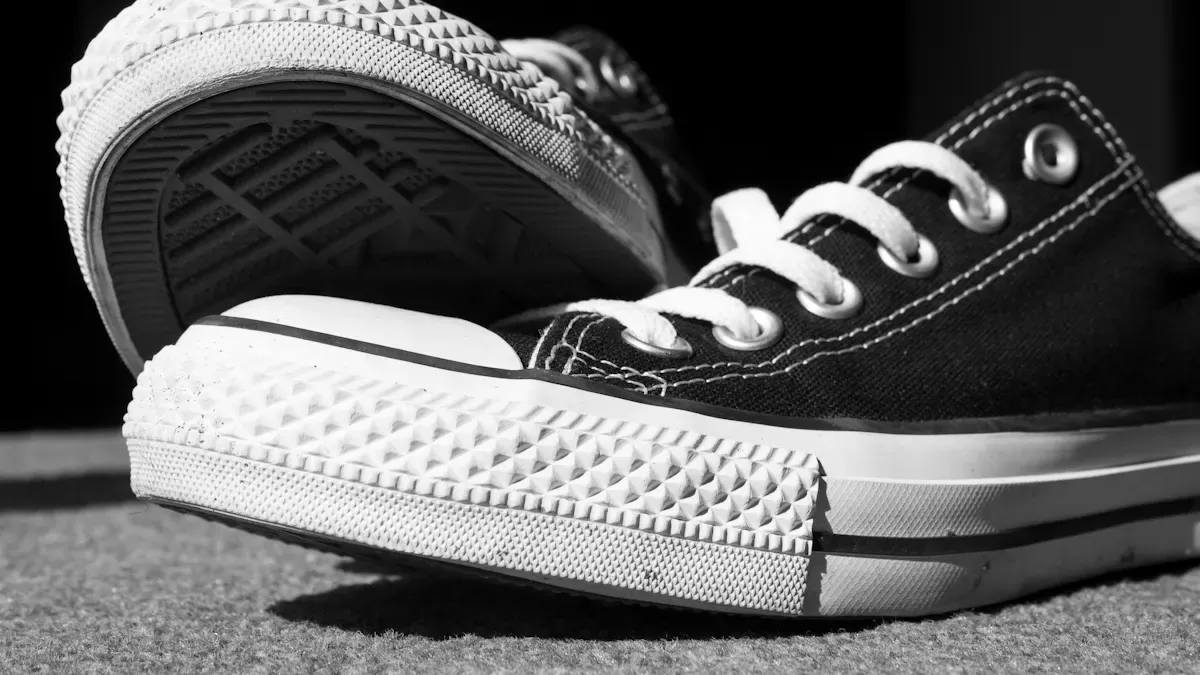 如何选择合适的鞋底添加剂以增强鞋底耐用性